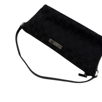 Gucci Handtasche Boat Baguette monogram schwarz – Prägung im Detail