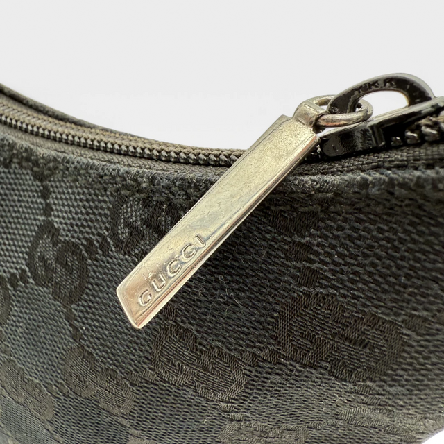 Gucci Handtasche Croissant Form dunkelblau
