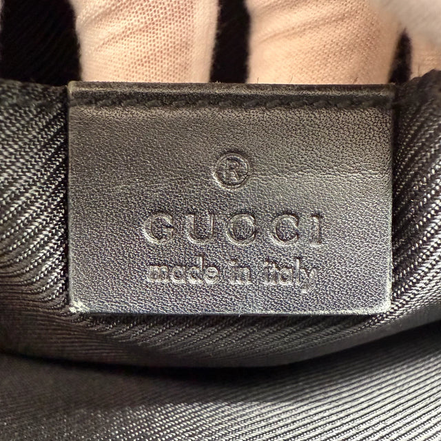 Gucci Handtasche Croissant Form dunkelblau