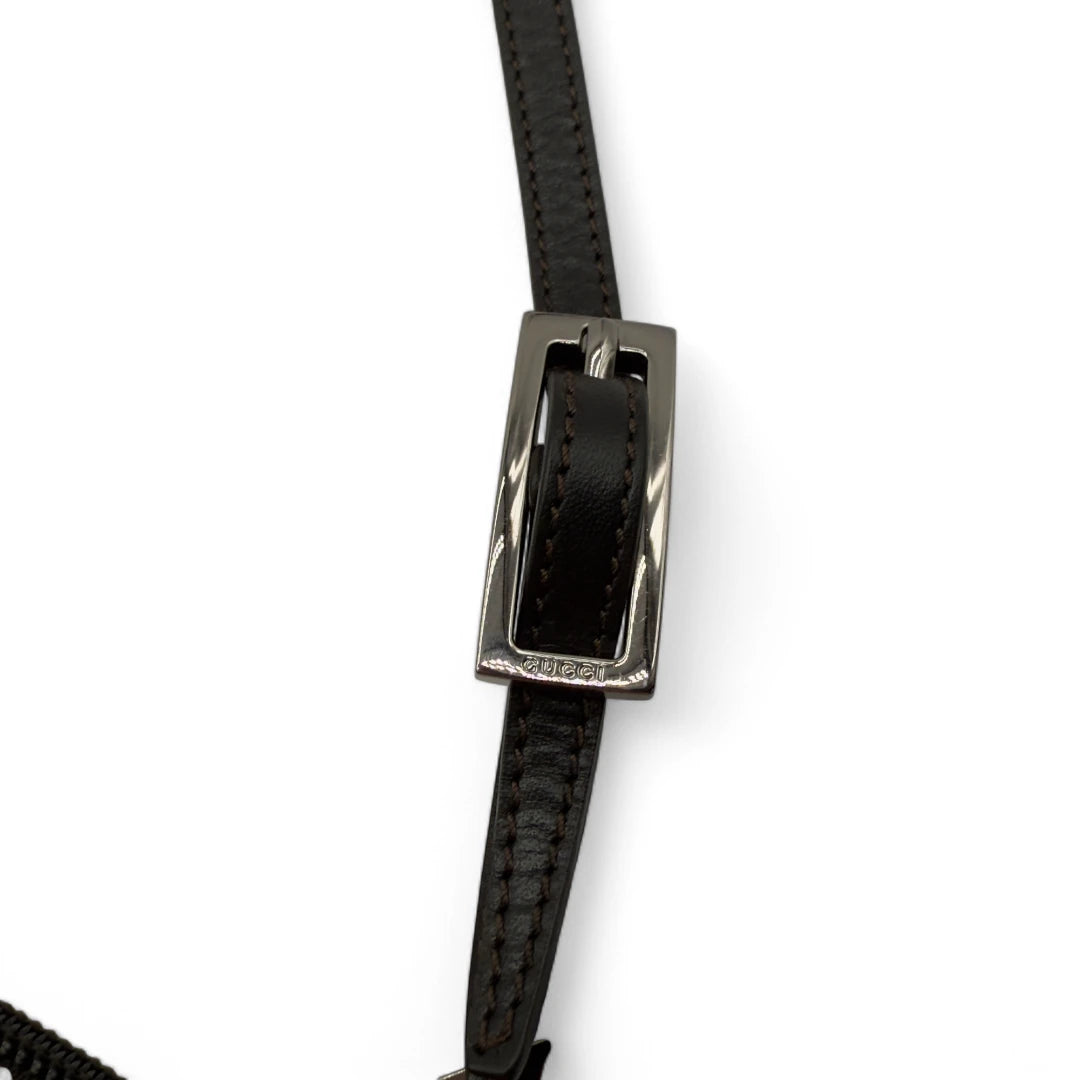 Gucci Handtasche Croissant Form monogram hellbraun