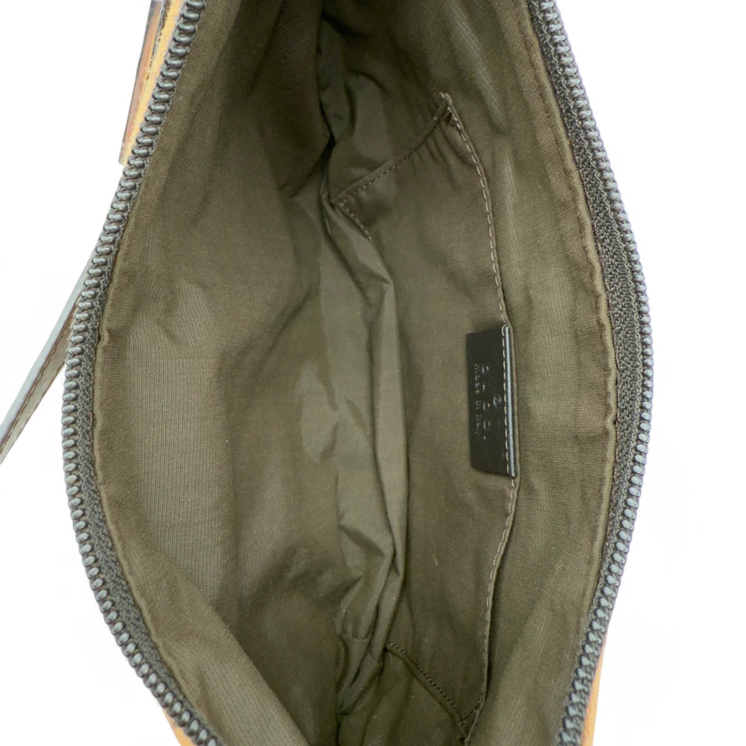 Gucci Handtasche Croissant Form monogram hellbraun