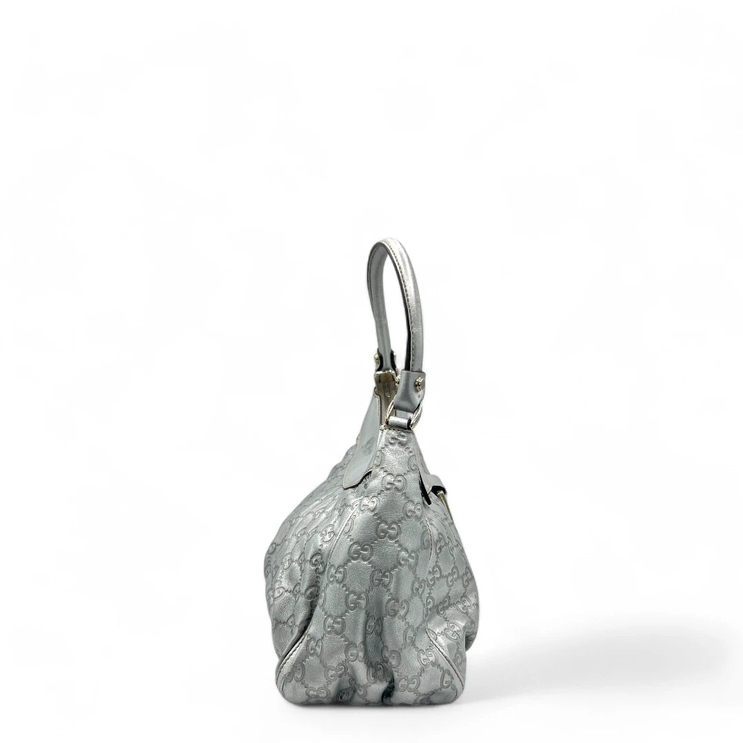 Gucci handbag D-ring made of leather monogram silver