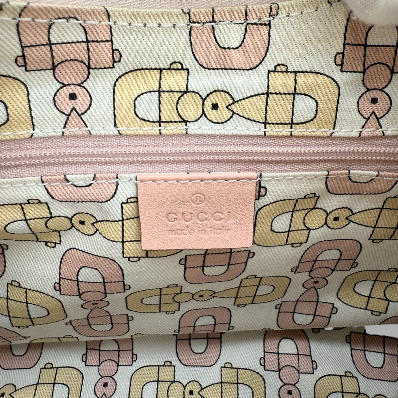 Sac bandoulière à anneau en D moyen