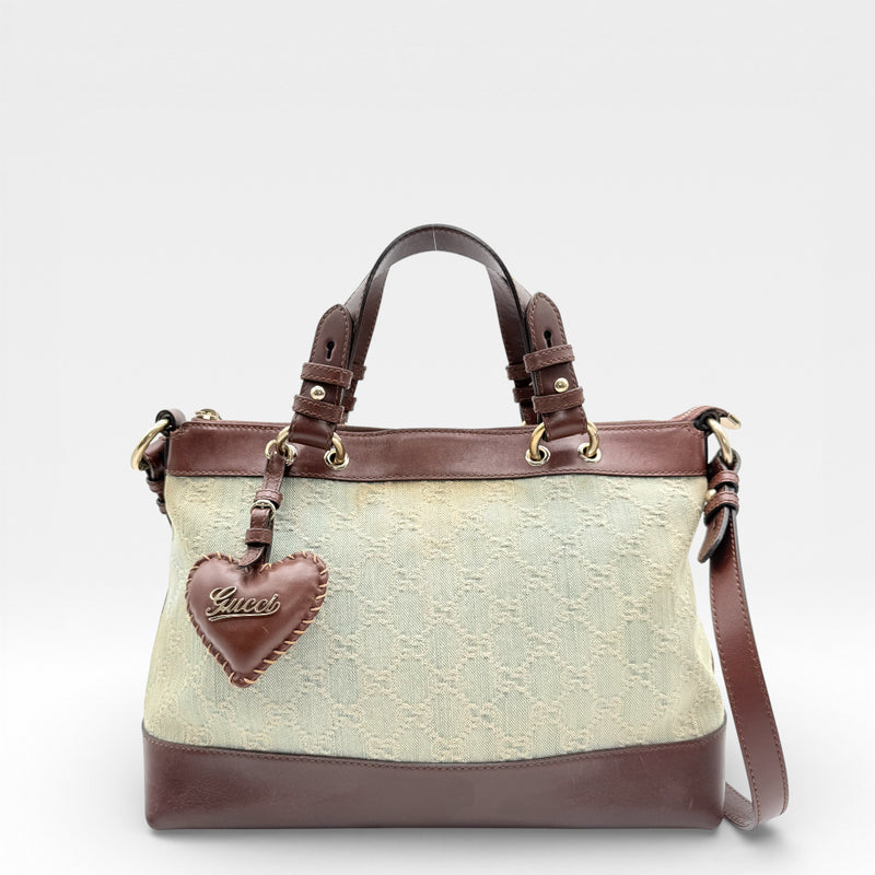 Sac à main en forme de cœur