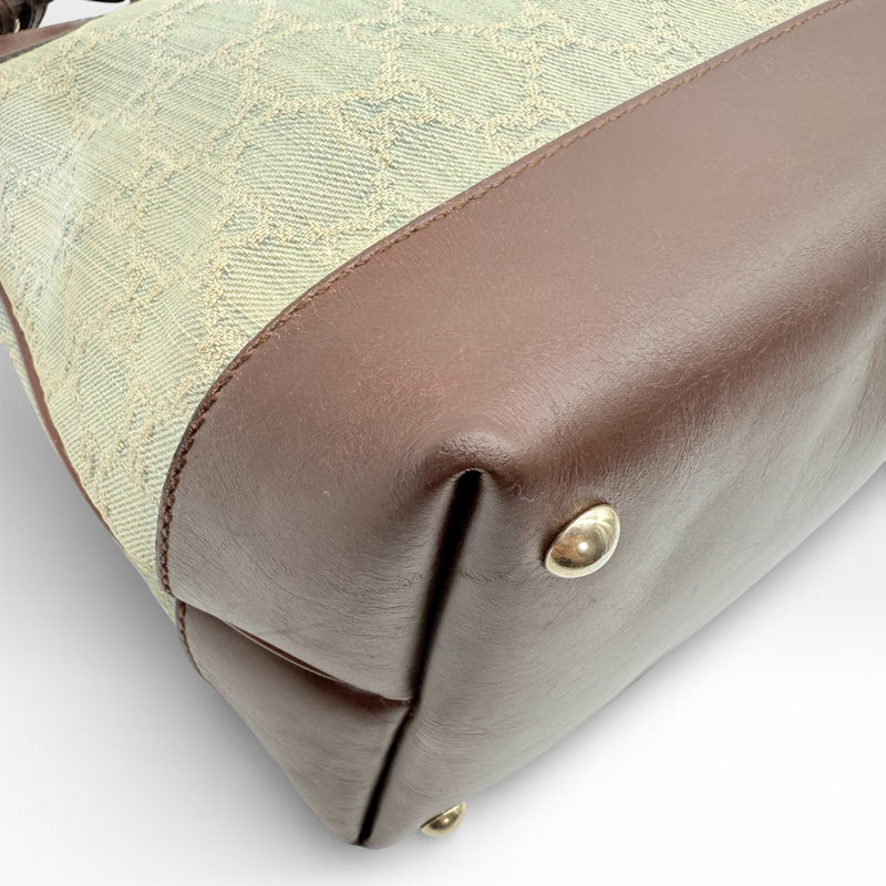 Sac à main en forme de cœur