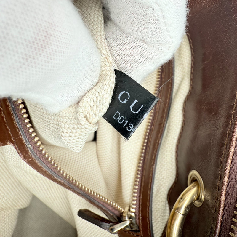 Sac à main en forme de cœur