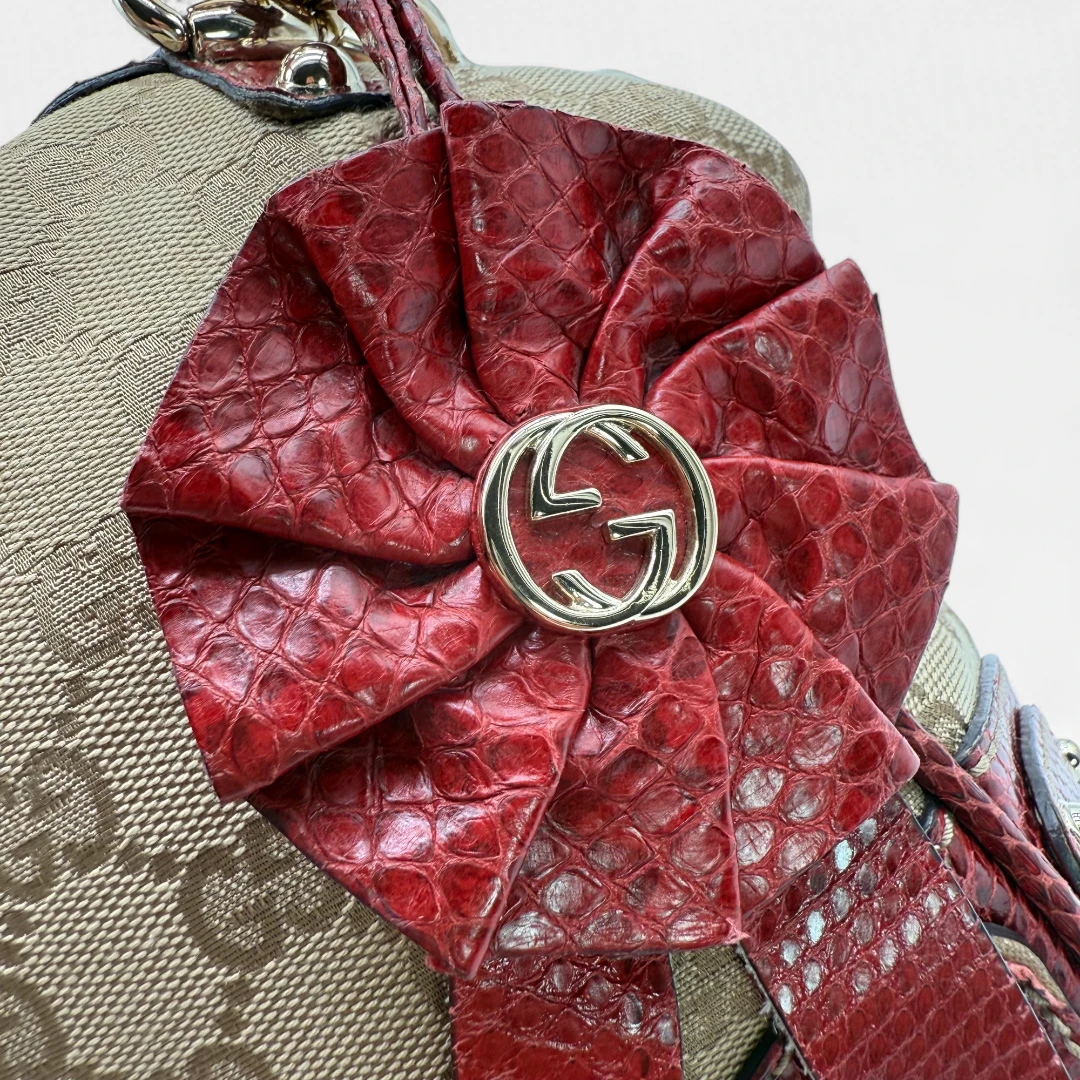 Gucci Handtasche Indy mit Pythonprint