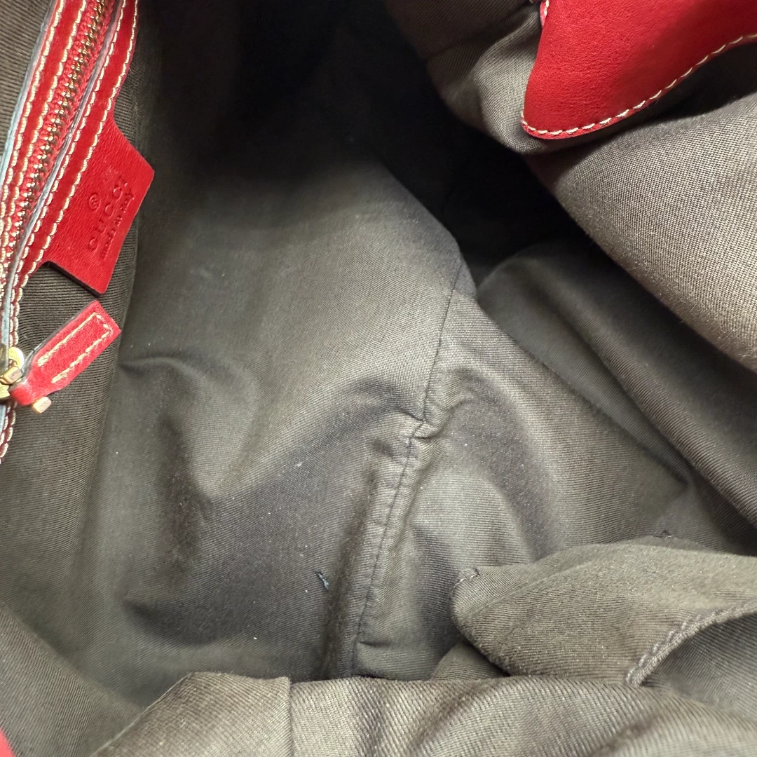 Gucci Handtasche Indy mit Pythonprint