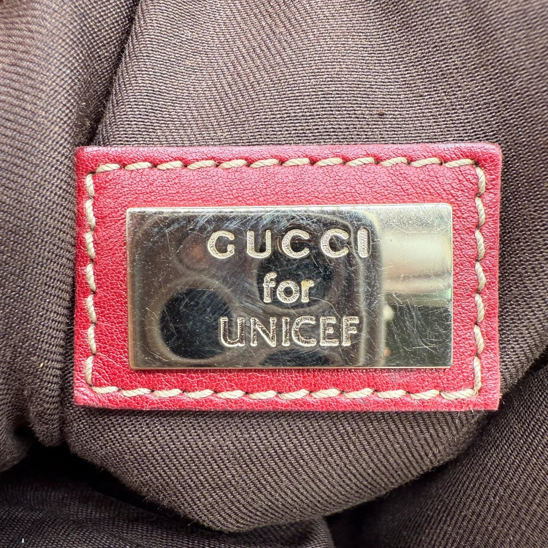 Gucci Handtasche Indy mit Pythonprint