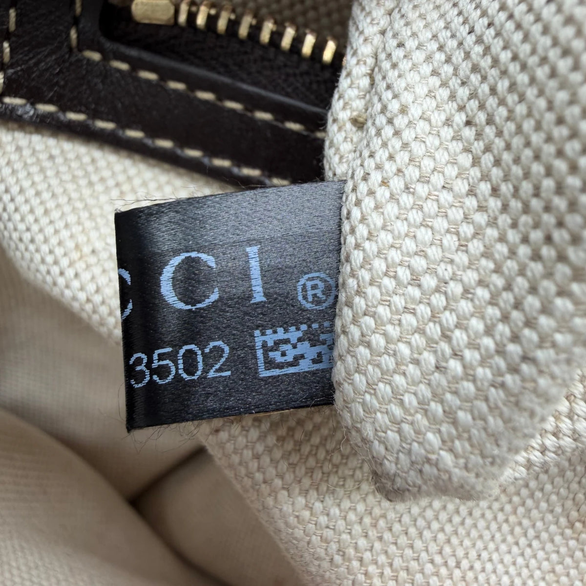 Gucci Handtasche Lovely Heart large monogram beige – Seriennummer im Detail