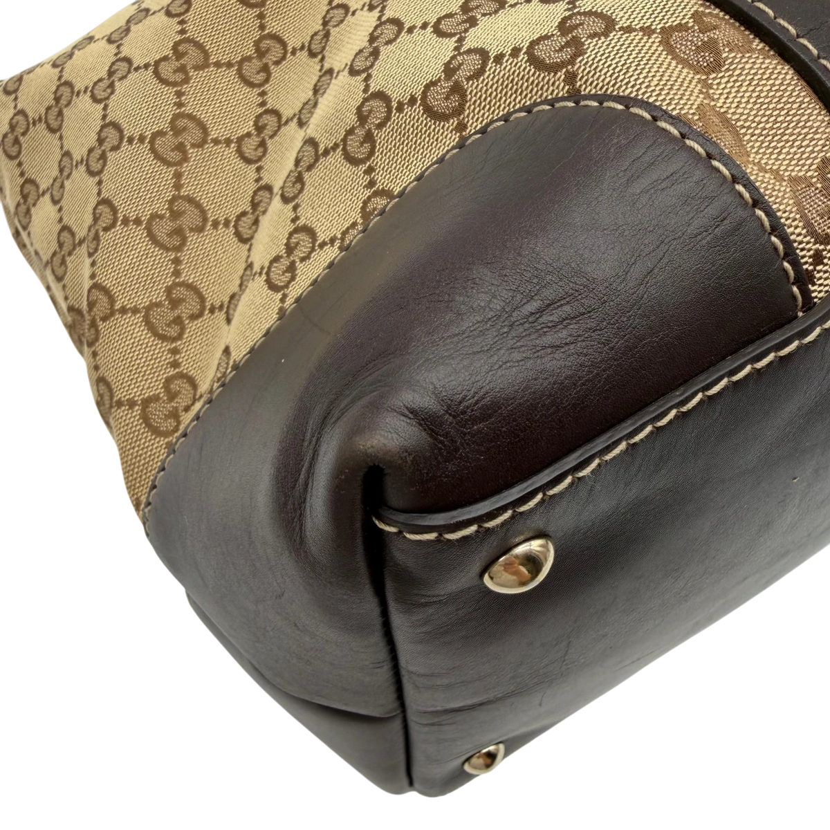 Gucci Handtasche Lovely Heart large monogram beige – Ecken im Detail