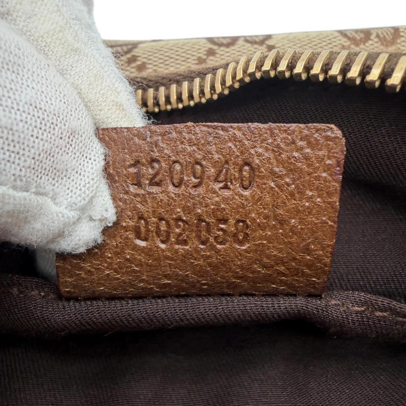 Gucci Pochette Nailhead