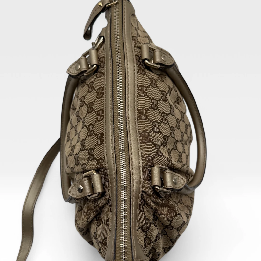 Gucci Handtasche Sukey goldene Lederdetails beige