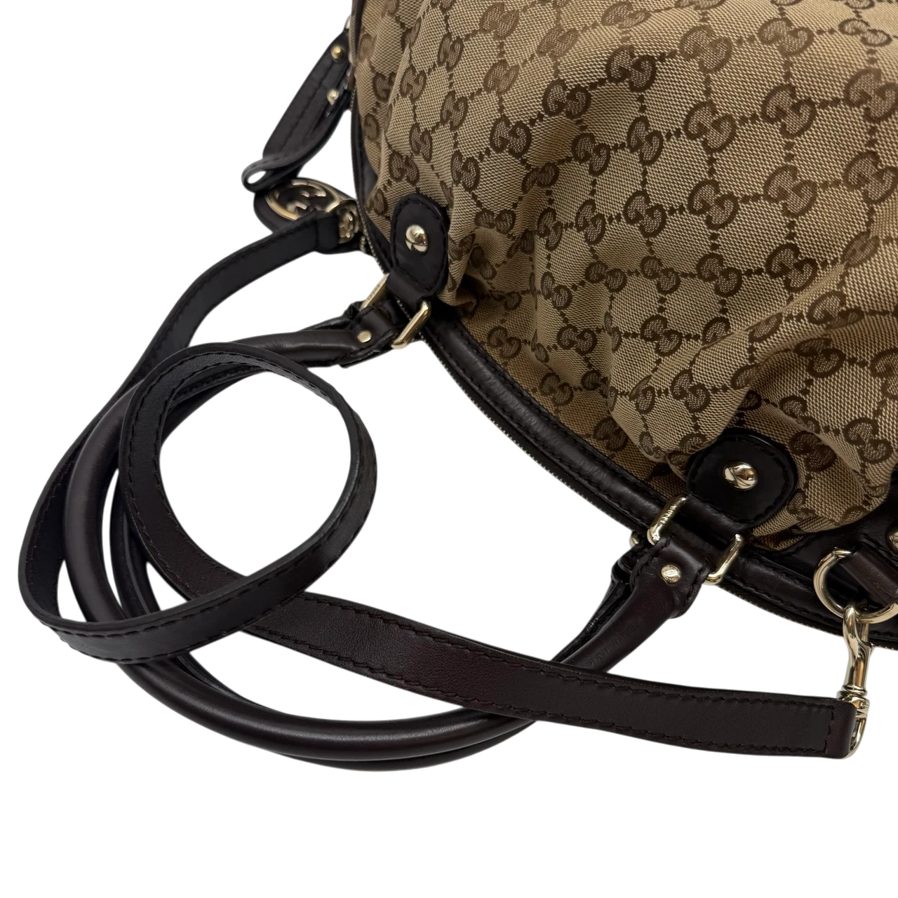 Gucci Handtasche Sukey mit Umhängegurt monogram beige