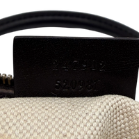 Gucci Handtasche Sukey mit Umhängegurt monogram beige
