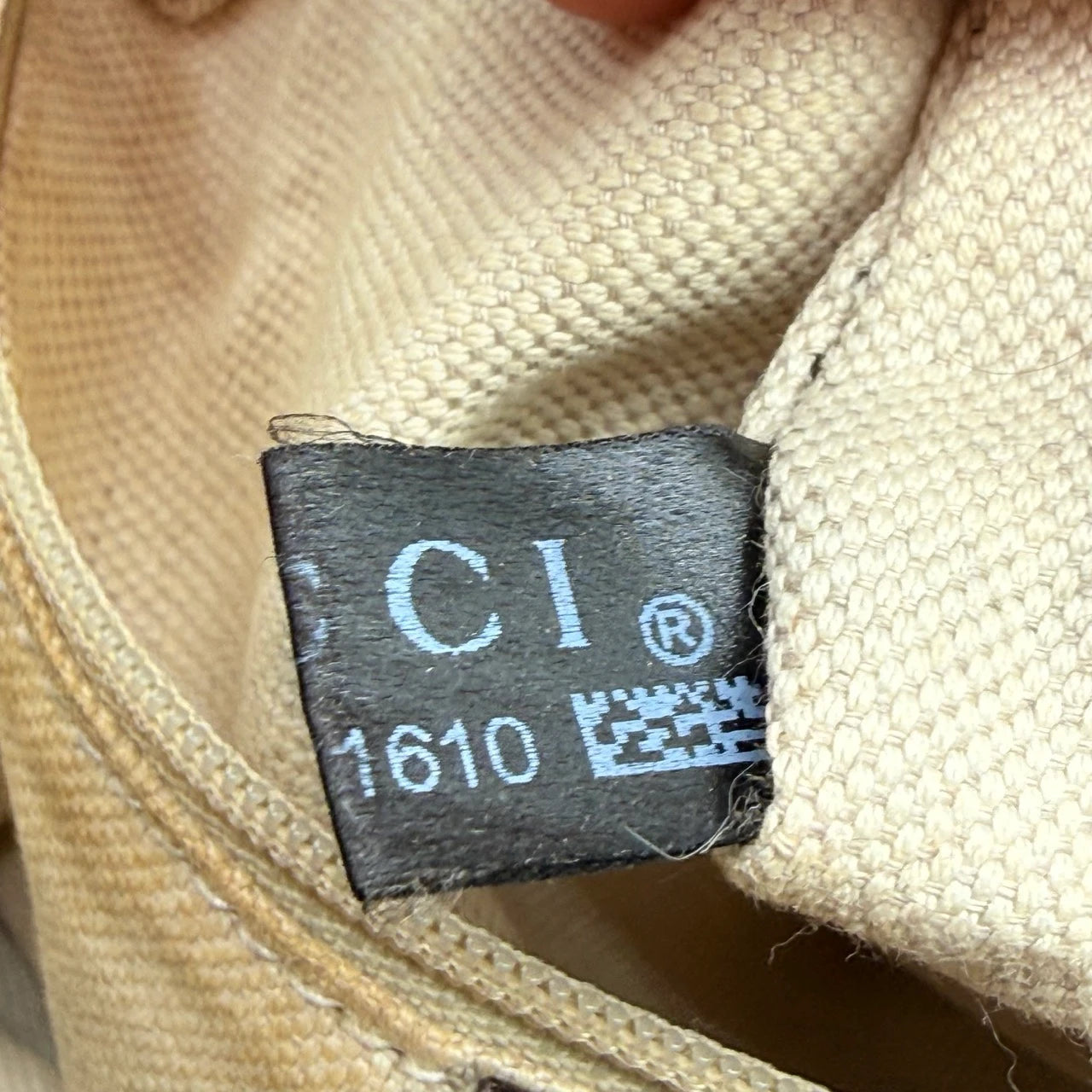 Gucci Handtasche Sukey mit Umhängegurt monogram beige