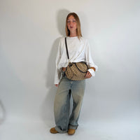 Gucci Handtasche Sukey mit Umhängegurt monogram beige