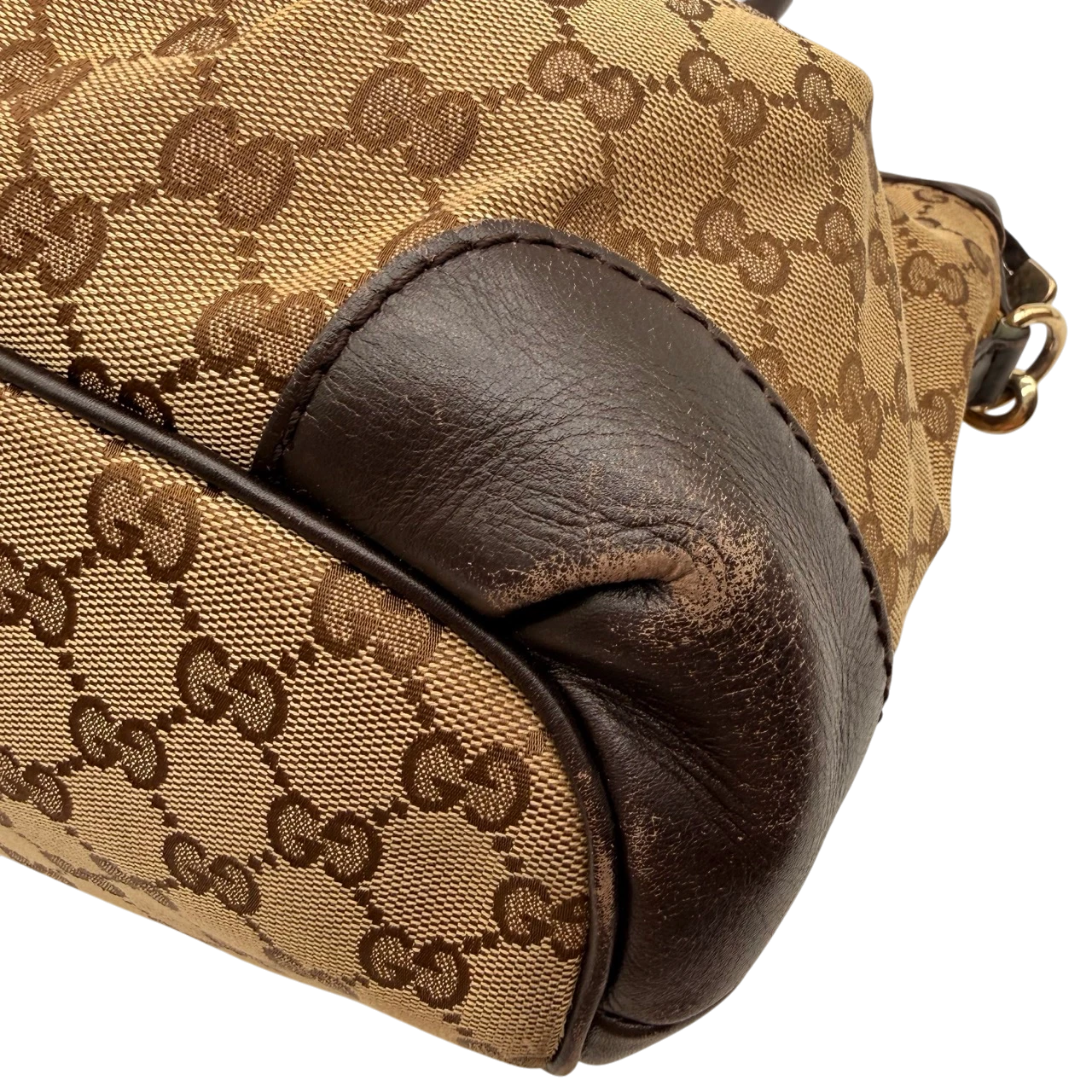 Gucci Handtasche Sukey mit Umhängegurt monogram beige