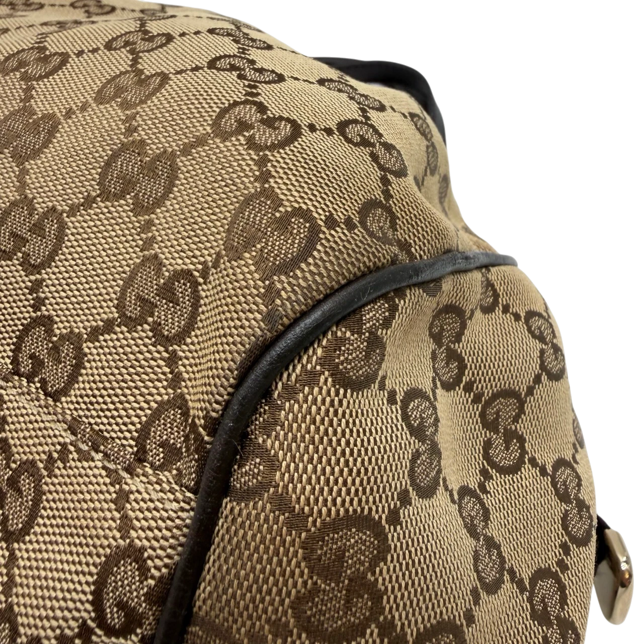 Gucci Handtasche Sukey mit Umhängegurt monogram beige