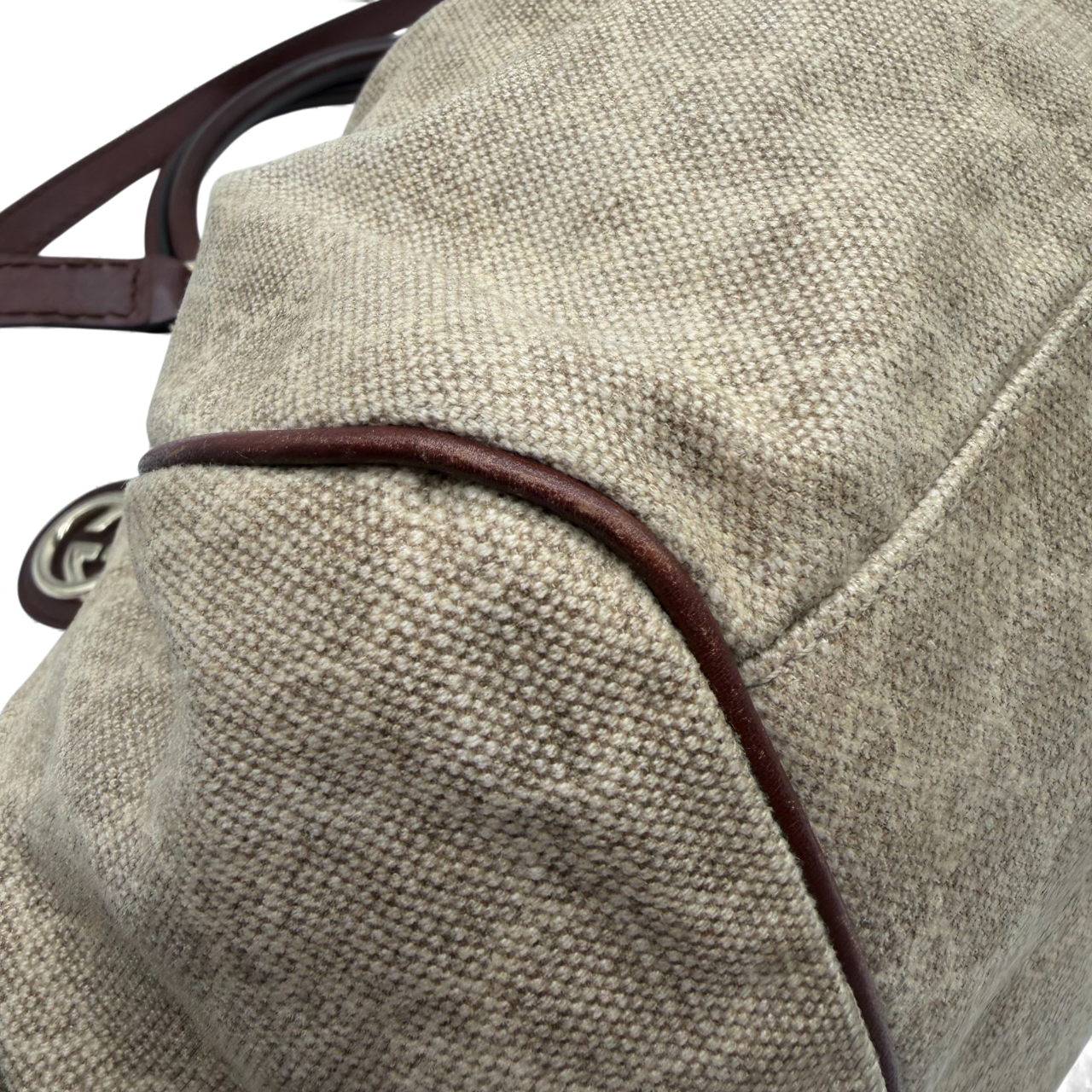 Gucci handbag Sukey beige