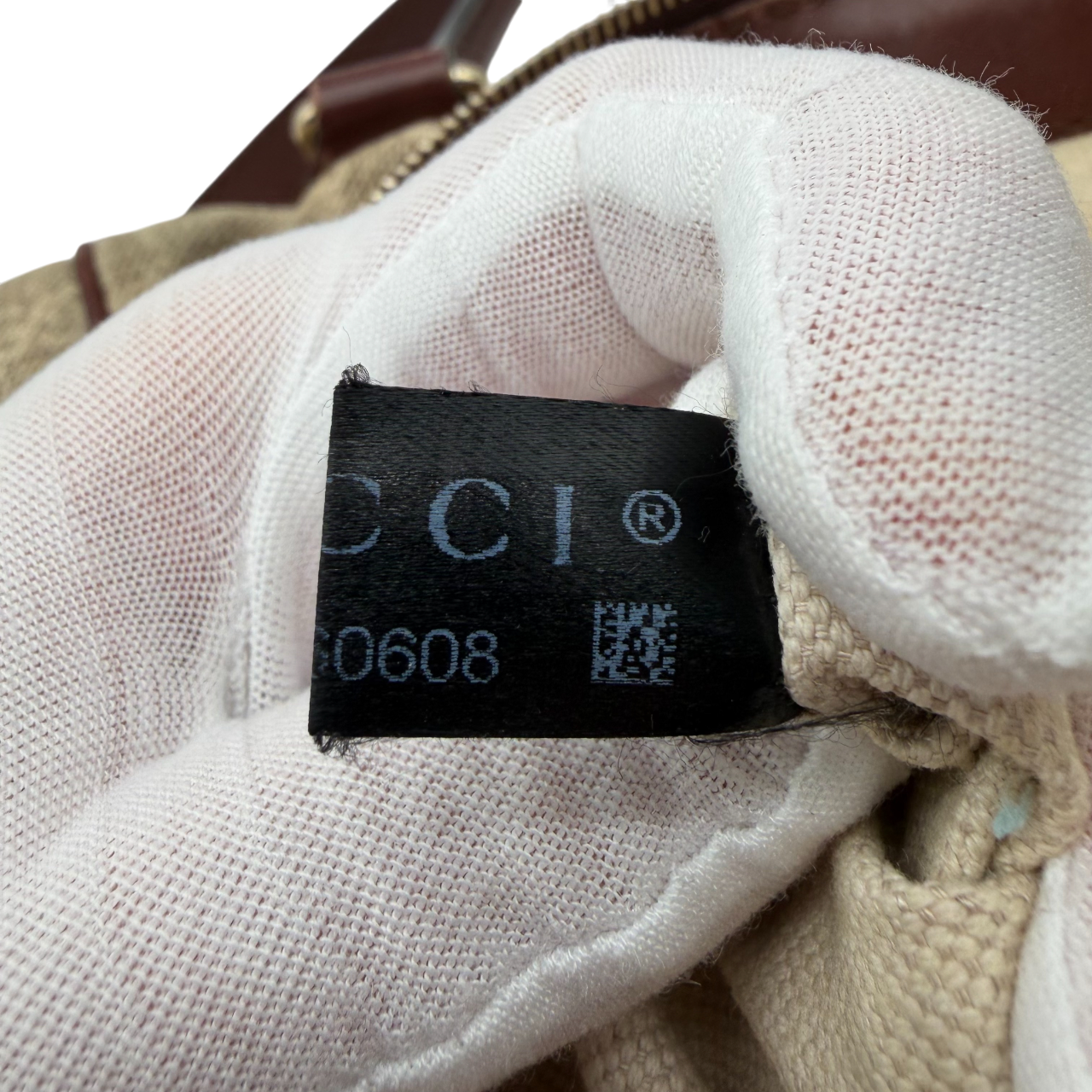 Gucci handbag Sukey beige