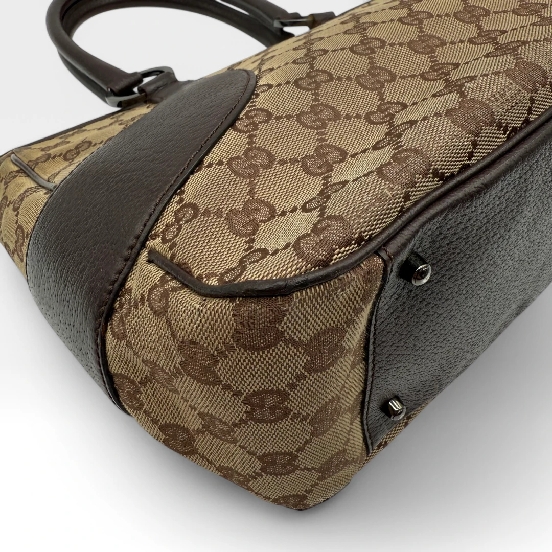Gucci handbag beige