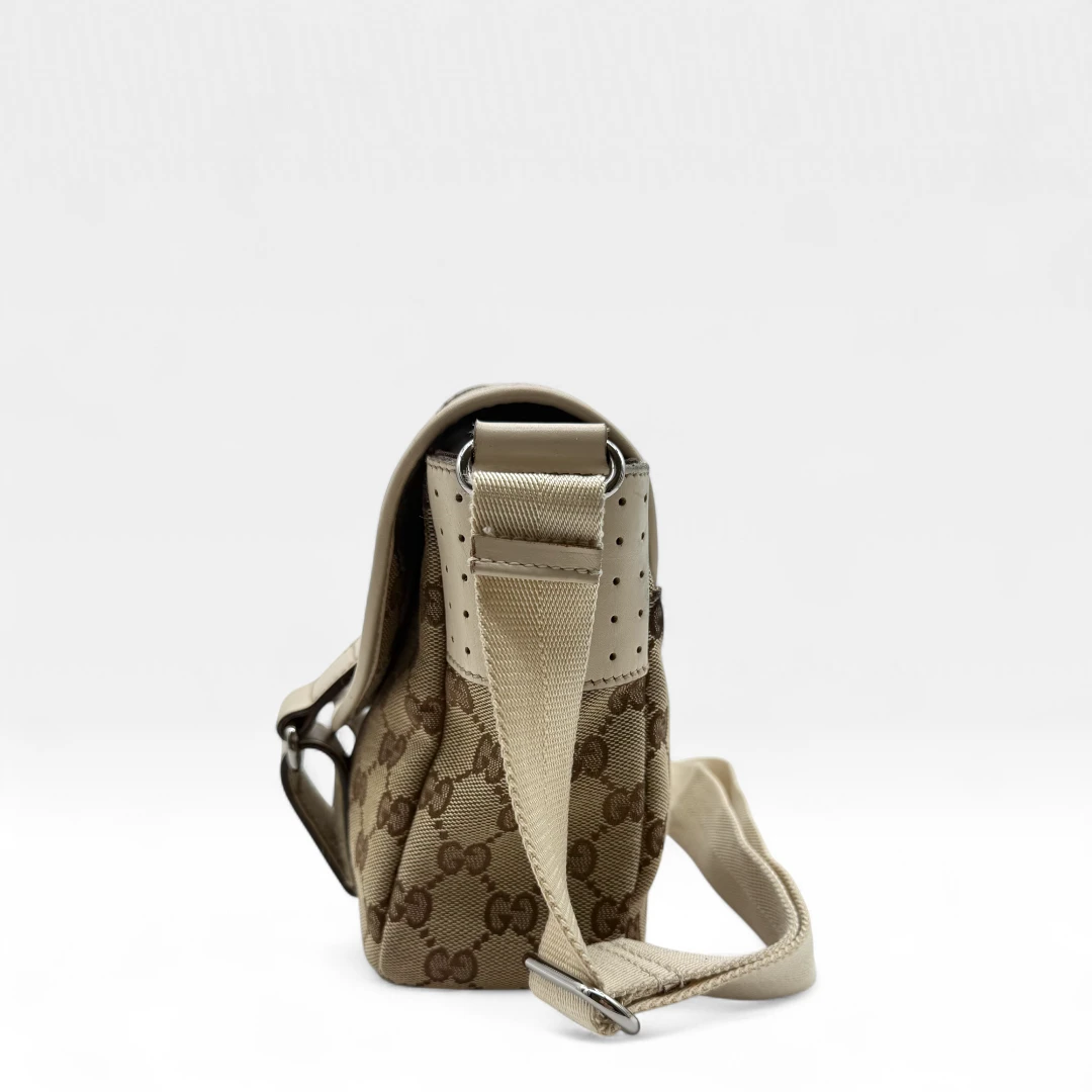 Gucci messenger bag