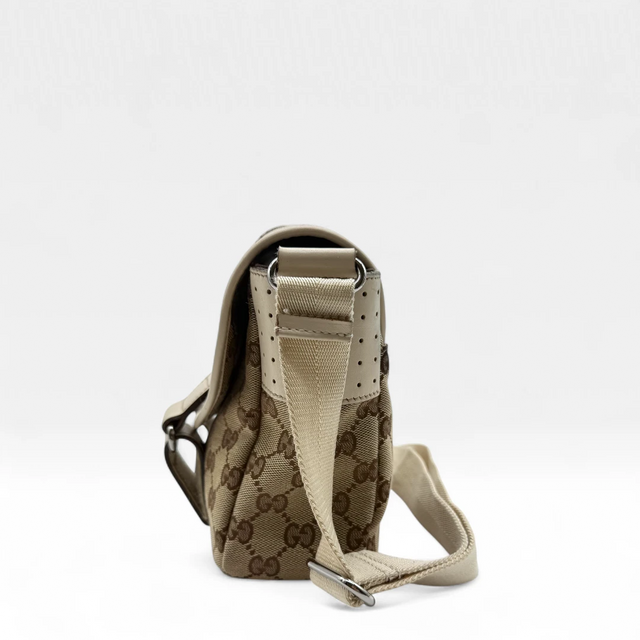 Gucci messenger bag