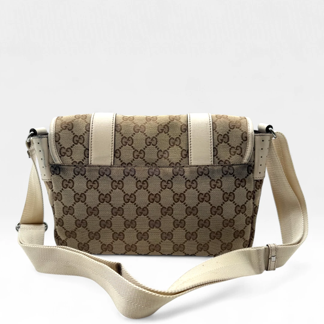 Gucci messenger bag