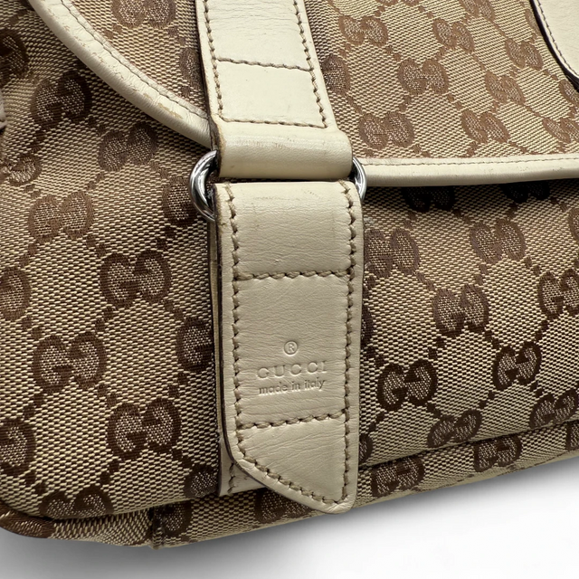 Gucci messenger bag