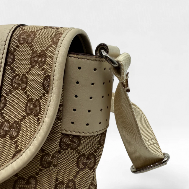 Gucci messenger bag