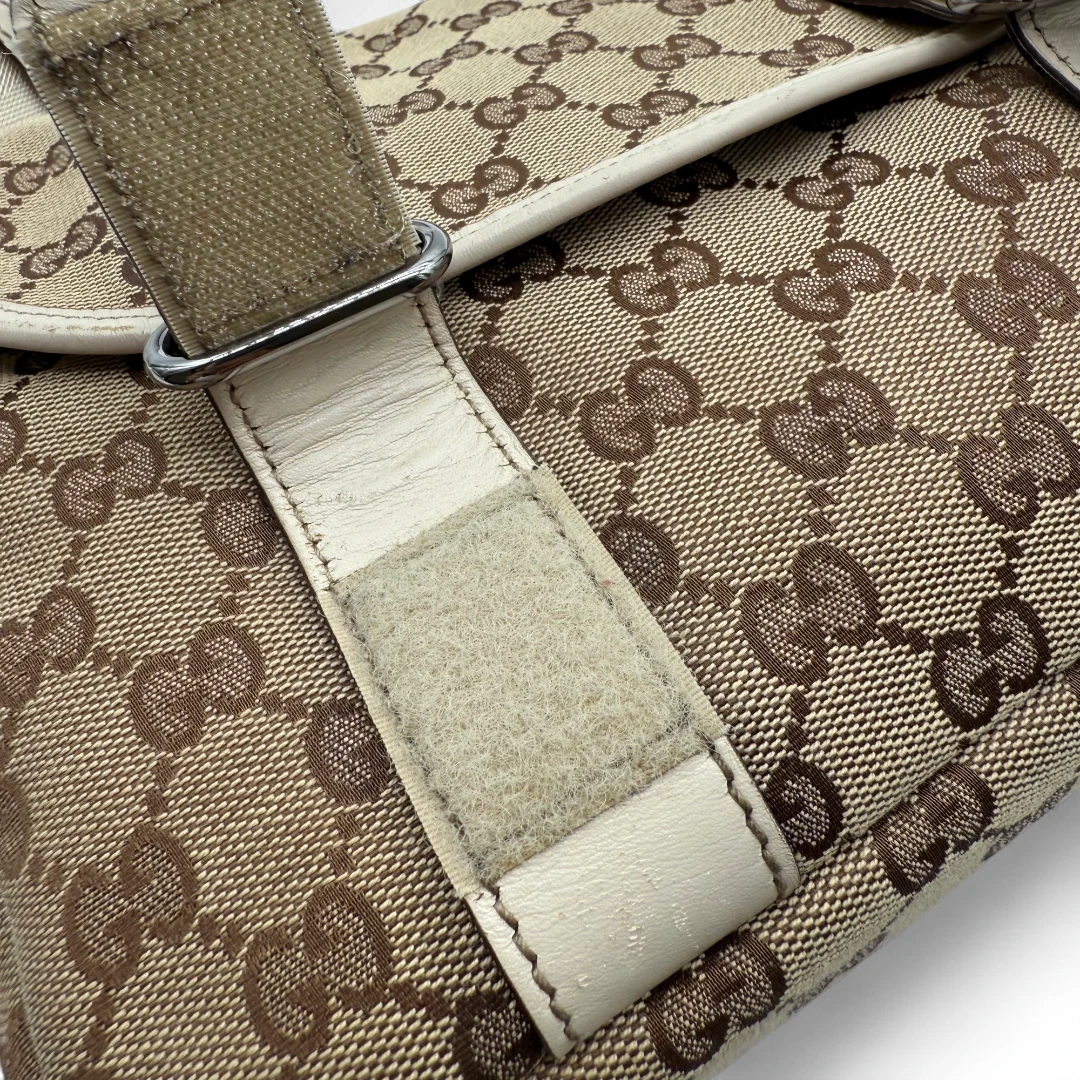 Gucci messenger bag