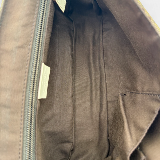 Gucci messenger bag