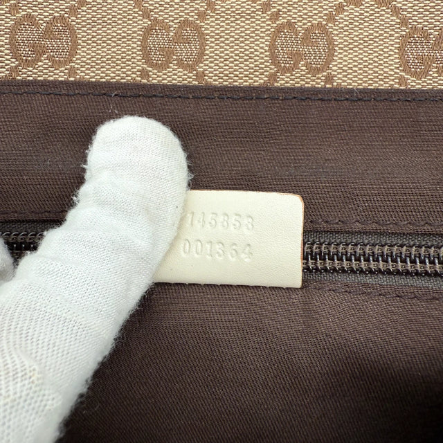 Gucci messenger bag