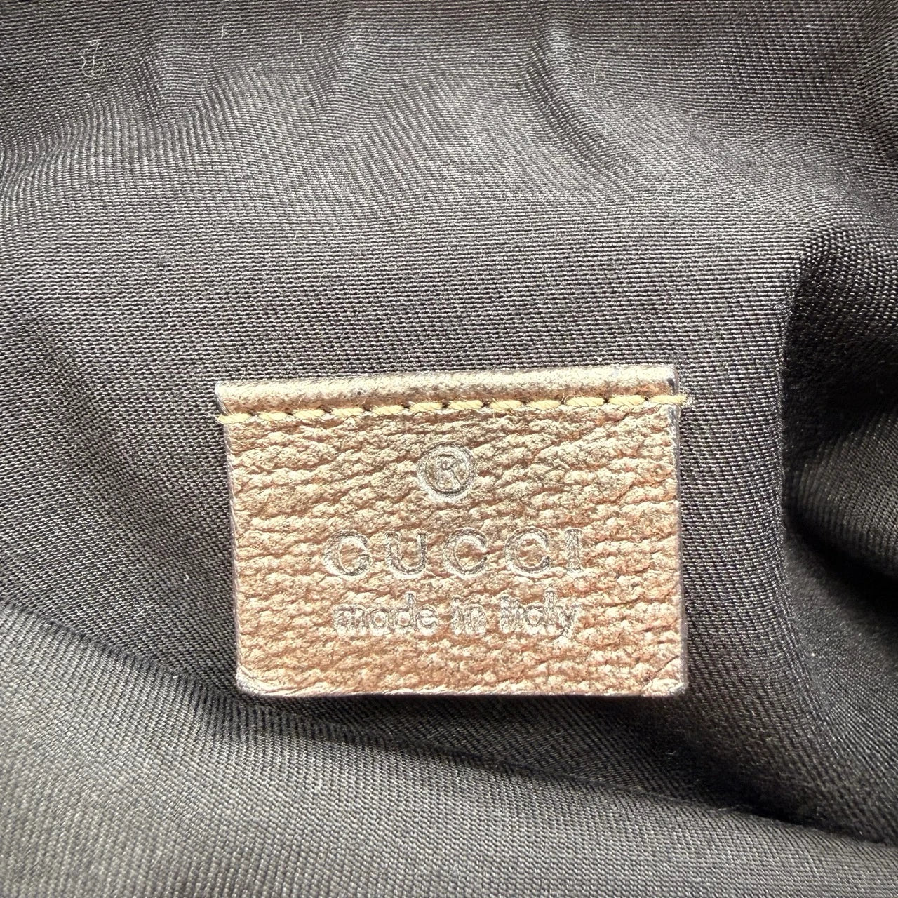 Gucci Pochette Abbey monogram beige