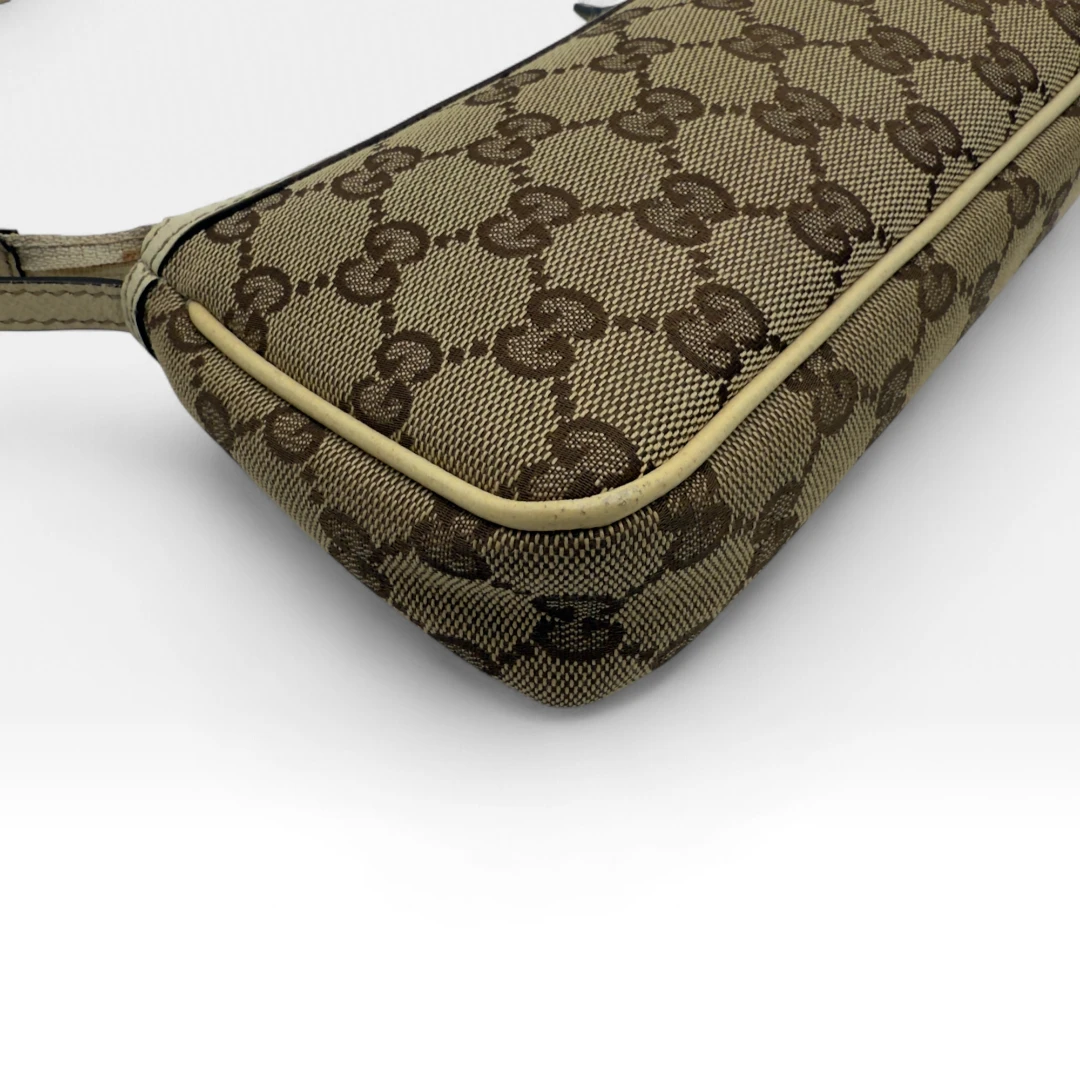 Gucci Pochette mit Charms