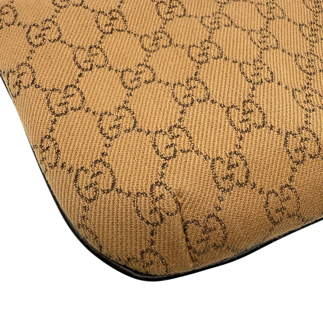 Gucci Pochette Croissant
