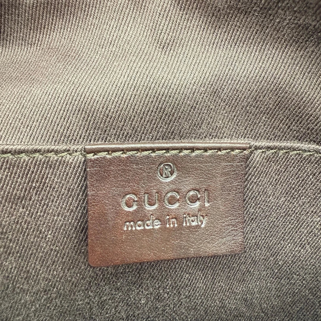 Gucci Pochette Croissant