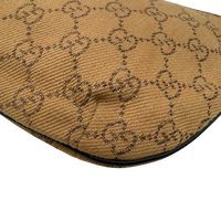 Gucci Pochette Croissant