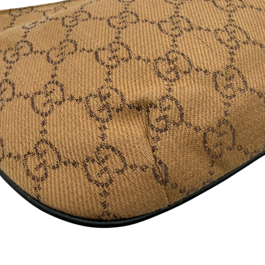 Gucci Pochette Croissant