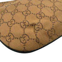 Gucci Pochette Croissant