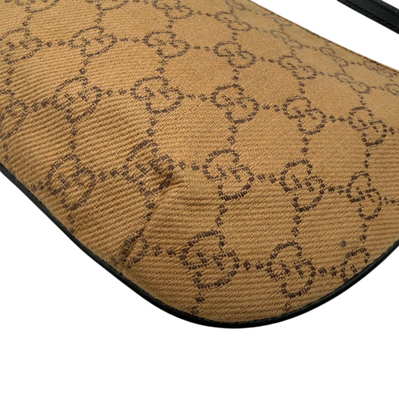 Gucci Pochette Croissant
