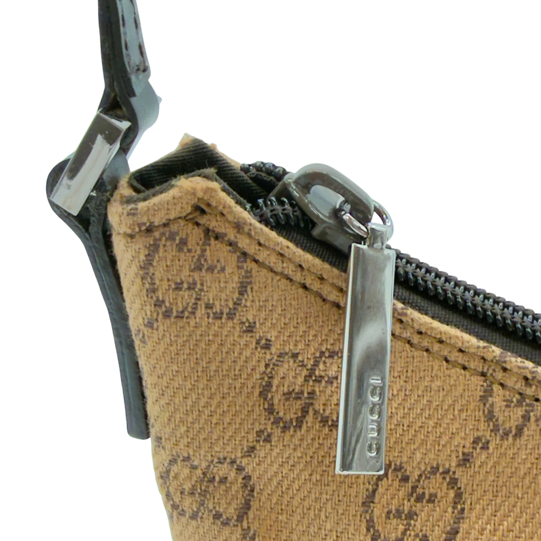 Gucci Pochette Croissant