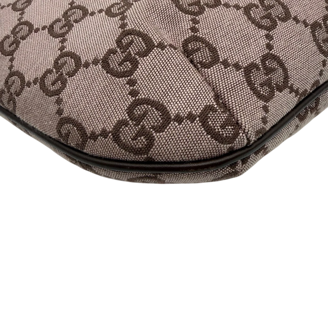 Gucci Pochette Croissant