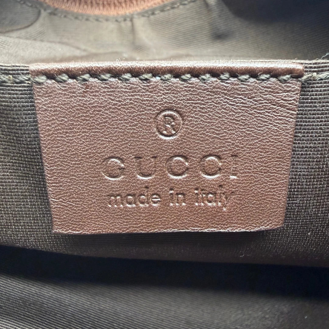 Gucci Pochette Croissant