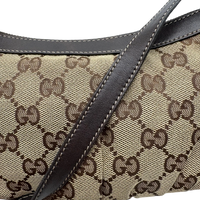Gucci Pochette Lovely mit GG Herz