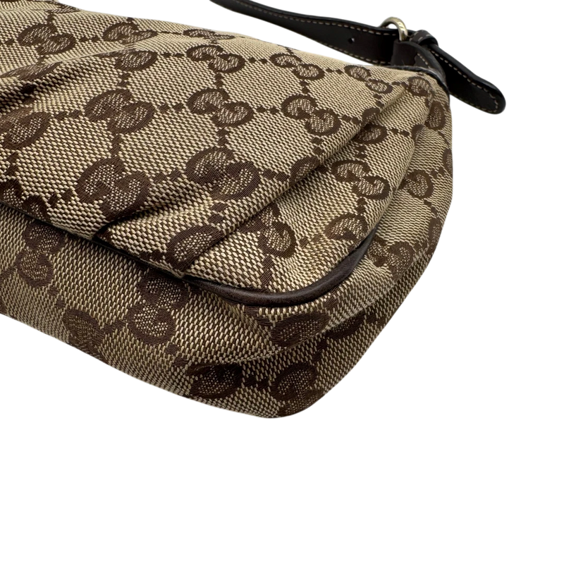 Gucci Lovely Pochette with GG Heart