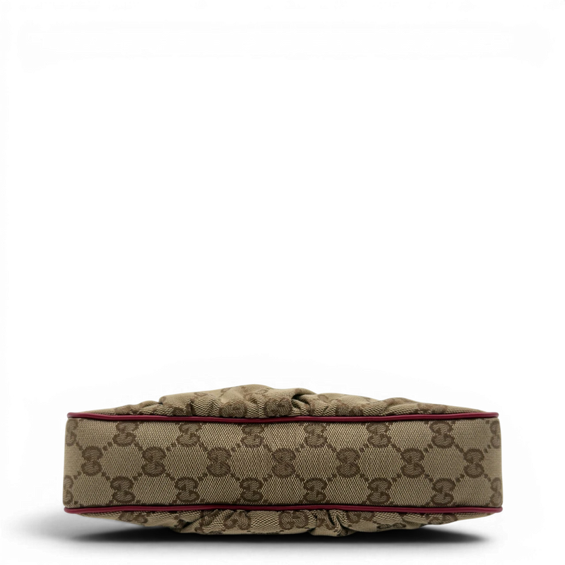 Gucci Pochette Lovely