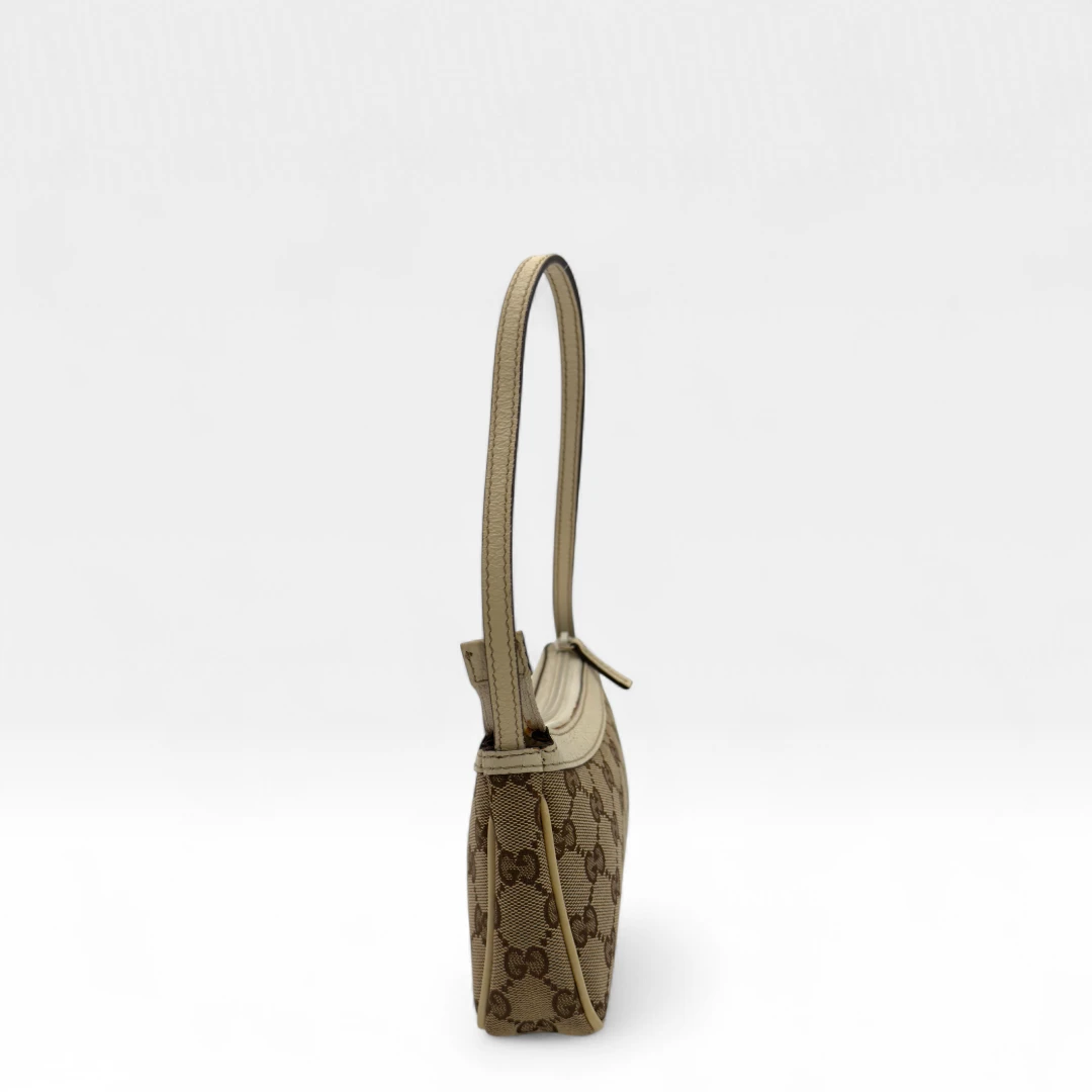 Gucci Pochette mit Charms