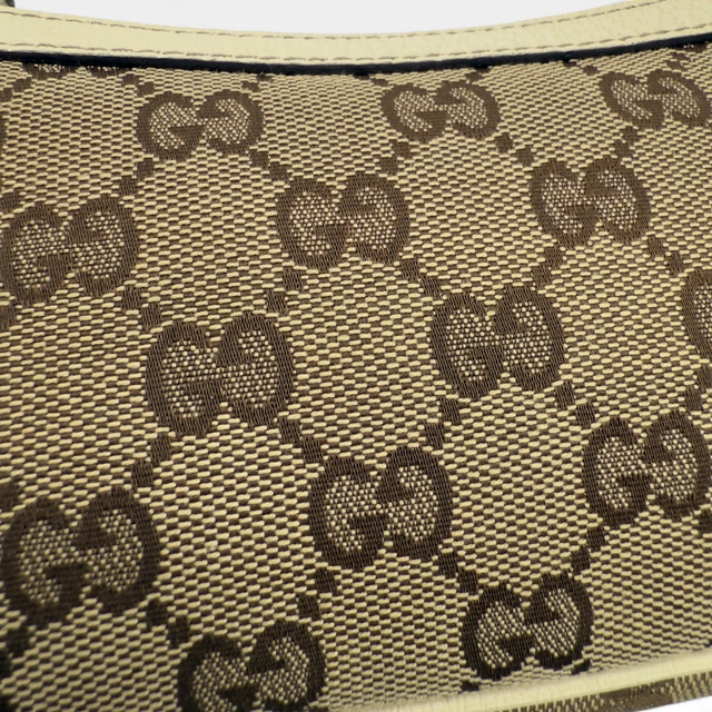 Gucci Pochette mit Charms